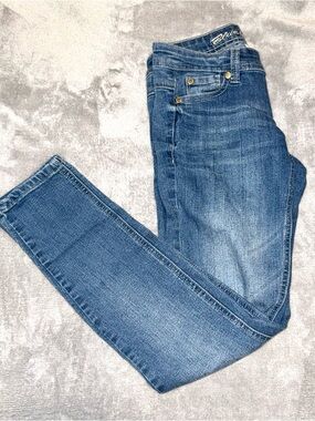Blue Asphalt Women’s Size 0 Short Skinny Jeans Medium Wash Stretch Denim